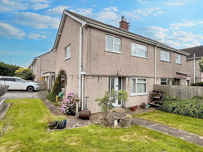 3 Bedroom Semi-Detached House For Sale In South Meadows, Wrington, Bristol., BS40