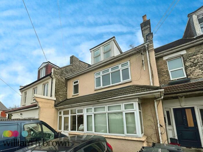 1 Bedroom Flat To Rent In Wellesley Road, Clacton-On-Sea, CO15