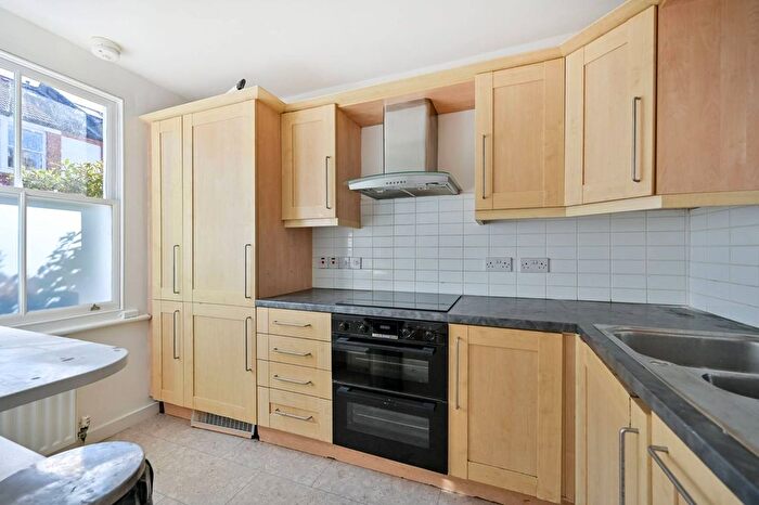 3 Bedroom Cottage To Rent In Sherland Road, Twickenham, TW1