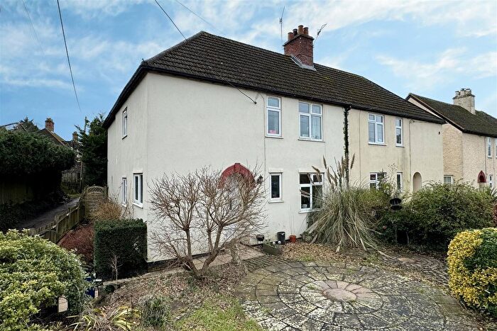 3 Bedroom Semi-Detached House For Sale In Roke Lane, Witley, Godalming, GU8