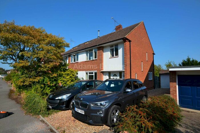 3 Bedroom Semi-Detached House To Rent In Harcourt Drive, Reading, Berkshire, RG6