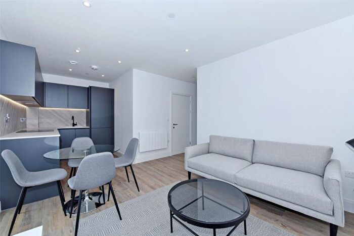 1 Bedroom Apartment To Rent In Artesian House, Memorial Avenue, Slough, SL1