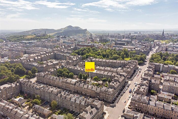 2 Bedroom Flat For Sale In Great King Street, Edinburgh, Midlothian, EH3