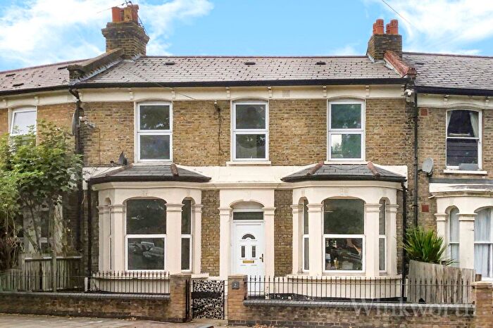 5 Bedroom Terraced House To Rent In Meeting House Lane, London, SE15