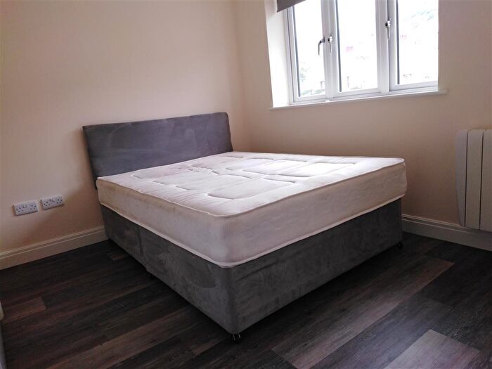 1 Bedroom Flat To Rent In Wern Terrace, Port Tennant, Swansea, SA1