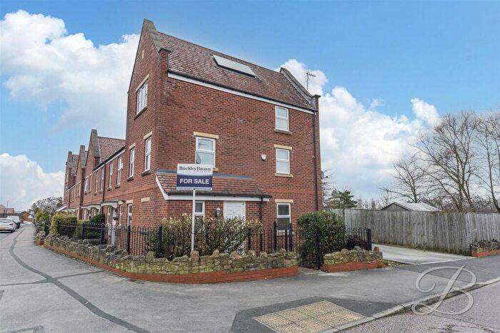 4 Bedroom Town House For Sale In Church Drive, Shirebrook, Mansfield, NG20