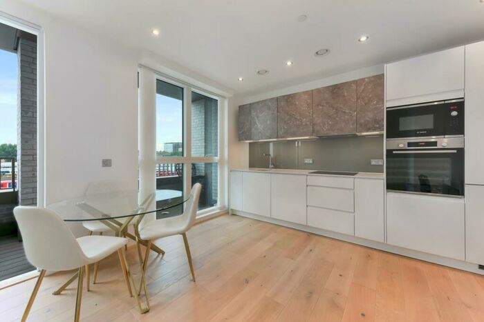 1 Bedroom Apartment To Rent In Duval House, Grant Road, London, SW11