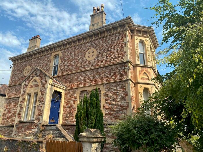 2 Bedroom Flat To Rent In Hughenden Road, Clifton, Bristol, BS8