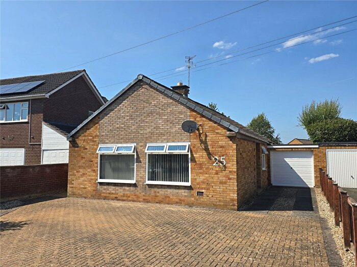 3 Bedroom Bungalow For Sale In Cabin Lane, Oswestry, Shropshire, SY11