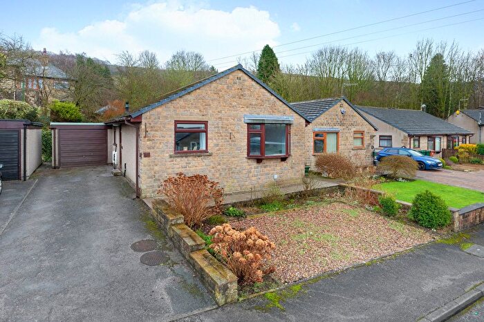 2 Bedroom Bungalow For Sale In Spencer Walk, Skipton, North Yorkshire, BD23