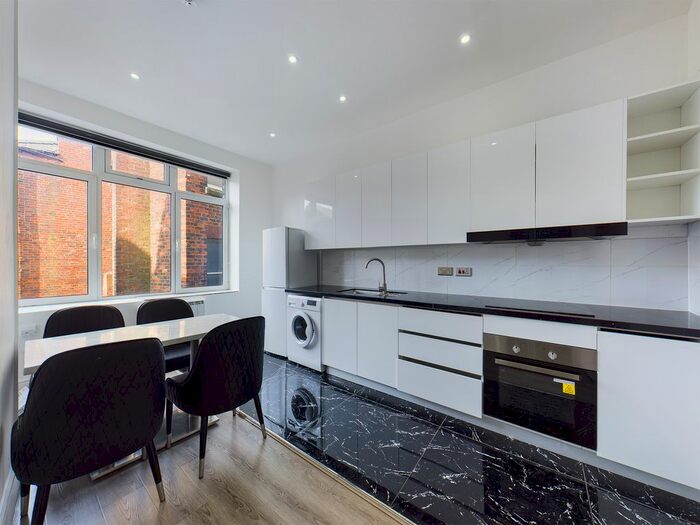 1 Bedroom Flat To Rent In Whitefriargate, Hull, HU1