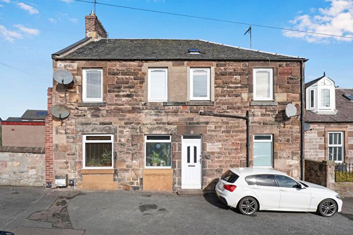 2 Bedroom Flat For Sale In High Street, Loanhead, EH20