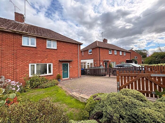 3 Bedroom Semi Detached House For Sale In New Croft, Weedon, Northamptonshire, NN7