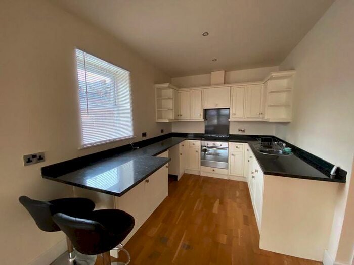 2 Bedroom Apartment To Rent In Bankside Court South Park Darlington, DL1