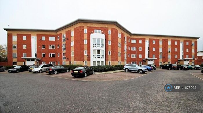 2 Bedroom Flat To Rent In Albatross Close, London, E6