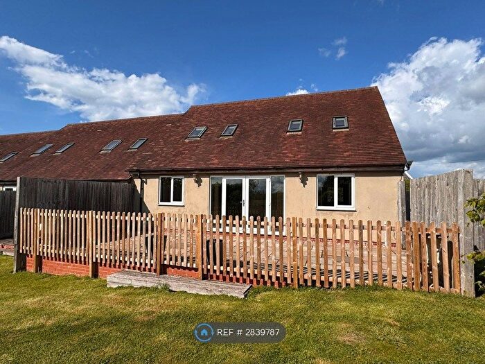 2 Bedroom Semi-detached House To Rent In Campden Road, Stratford-Upon-Avon, CV37
