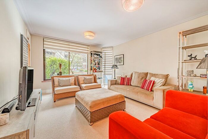 1 Bedroom Flat For Sale In Blythe Road, London, W14