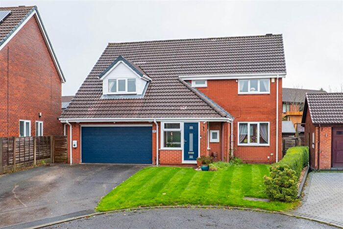 5 Bedroom Detached House For Sale In Rowan Croft, Clayton-Le-Woods, Chorley, PR6