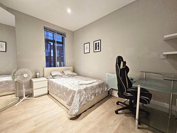 2 Bedroom Flat To Rent In Finchley Road, London, NW3