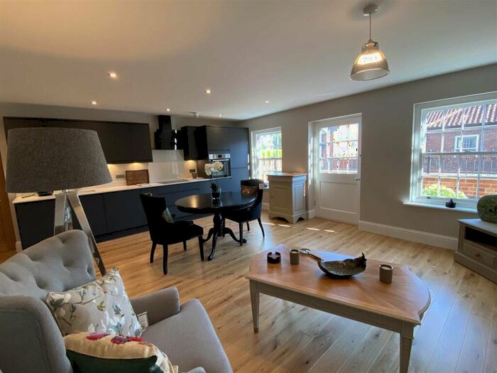 1 Bedroom Flat To Rent In Flatgate, Howden, Goole, East Yorkshire, DN14