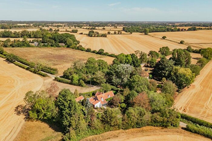 4 Bedroom Detached House For Sale In Reepham Road, Guestwick, NR20