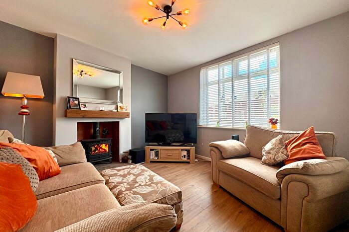 2 Bedroom End Of Terrace House For Sale In Heath Road, Ashton-In-Makerfield, Wigan, Greater Manchester, WN4