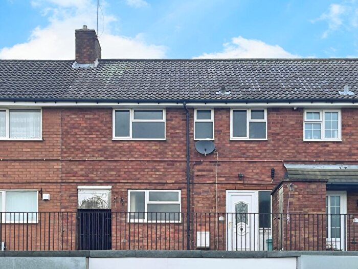 3 Bedroom Duplex To Rent In The Arcade, Upper Gornal, Dudley, DY3