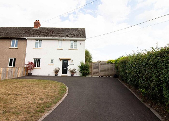 4 Bedroom Semi-detached House For Sale In Whitechaple Lane, Oldford, BA11