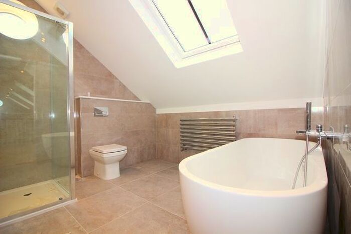 3 Bedroom Flat To Rent In Foundry Close, Deanshanger, Milton Keynes MK19