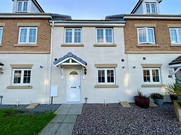 3 Bedroom Terraced House For Sale In Cwrt Lando, Pembrey, Burry Port, SA16