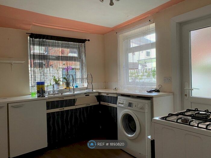 2 Bedroom Terraced House To Rent In Liverpool, Liverpool, L17