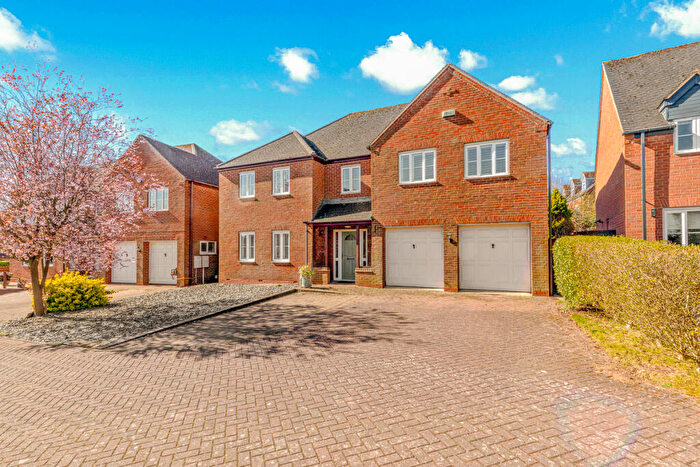 4 Bedroom Detached House For Sale In Drovers Way, Desford, LE9