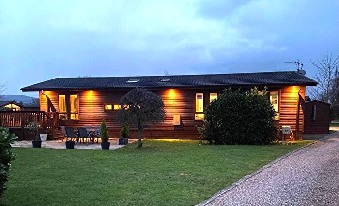 3 Bedroom Lodge For Sale In Thirsk, Yorkshire, YO7
