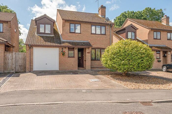 4 Bedroom Detached House For Sale In Burnham Beeches, Valley Park, Chandler's Ford, SO53