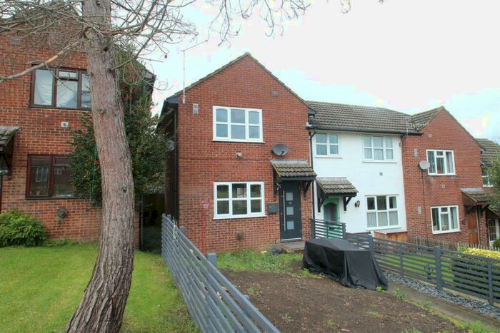 1 Bedroom House To Rent In Edward Court, Hemel Hempstead, HP3