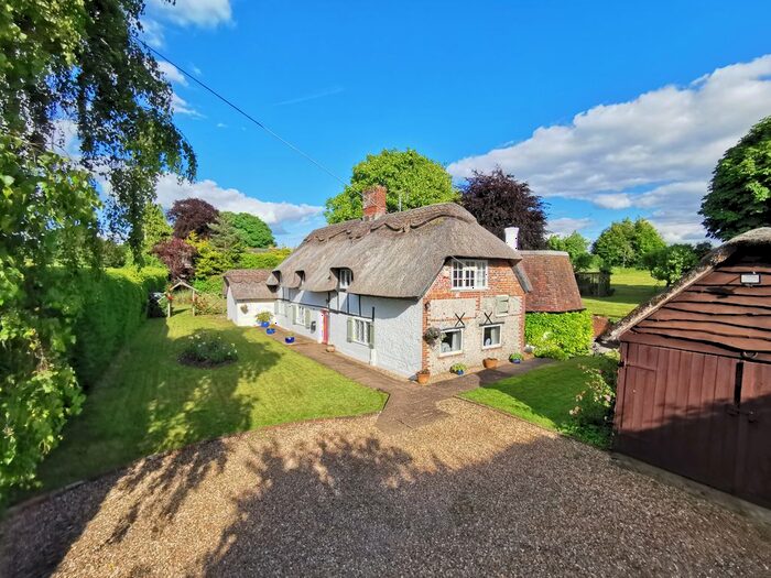 5 Bedroom Detached House For Sale In Gilbert Street, Ropley, SO24