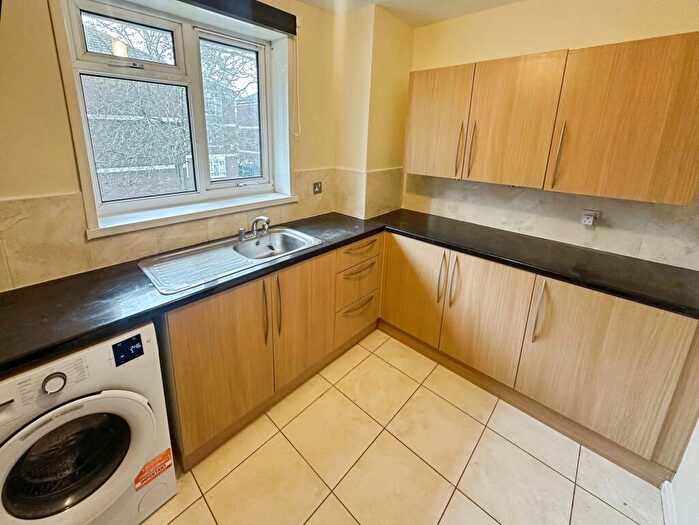 1 Bedroom Flat To Rent In Hermit Street, Lincoln, LN5