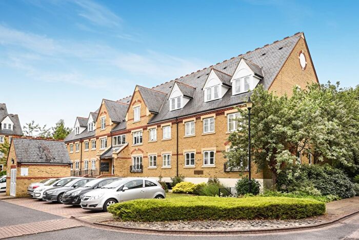 1 Bedroom Flat To Rent In Exeter Close, Watford, WD24