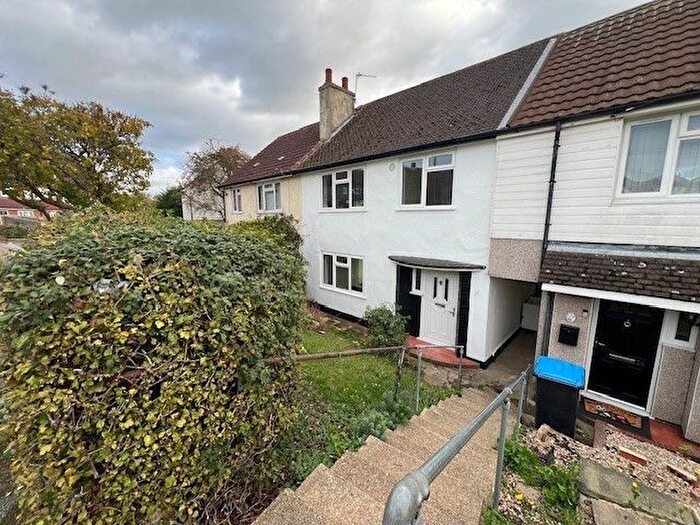 3 Bedroom Terraced House To Rent In Princesfield, Waltham Abbey, EN9