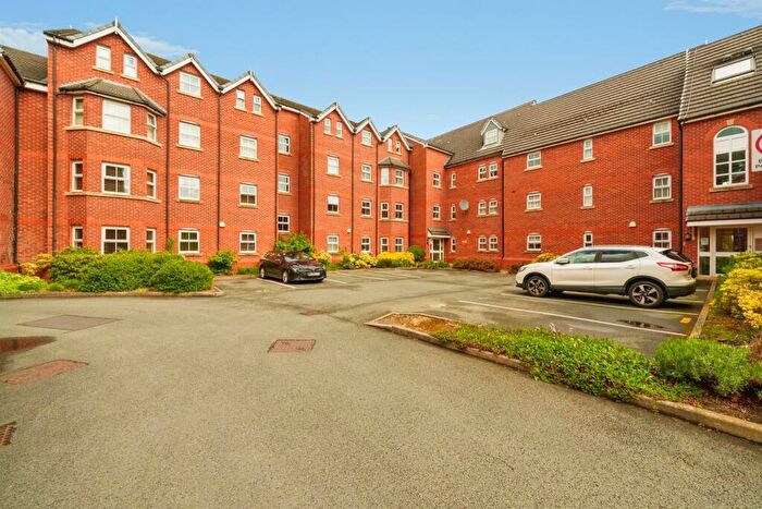 2 Bedroom Apartment For Sale In Moss Hey, Wirral, CH63