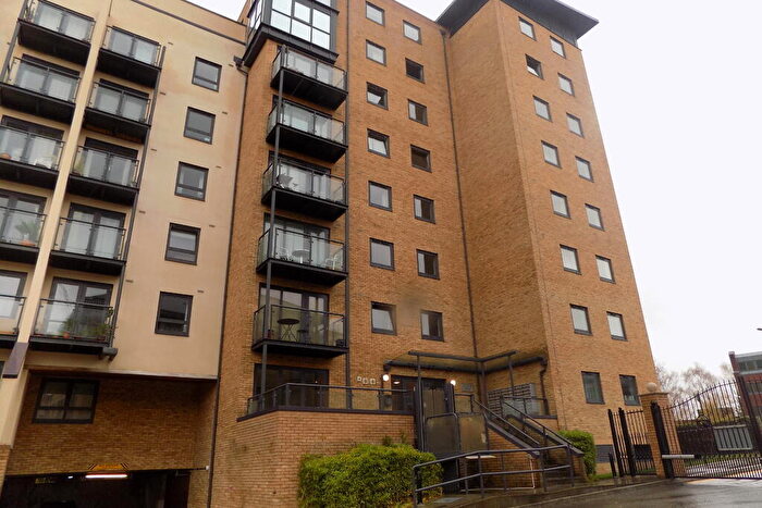 1 Bedroom Apartment To Rent In Regents Court, Victoria Way, Woking, GU21