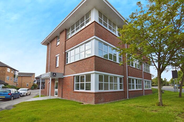 1 Bedroom Flat To Rent In Emmview Close, Woosehill, Wokingham, RG41