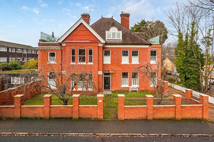 2 Bedroom Maisonette For Sale In St Georges Avenue, Weybridge, Surrey, KT13