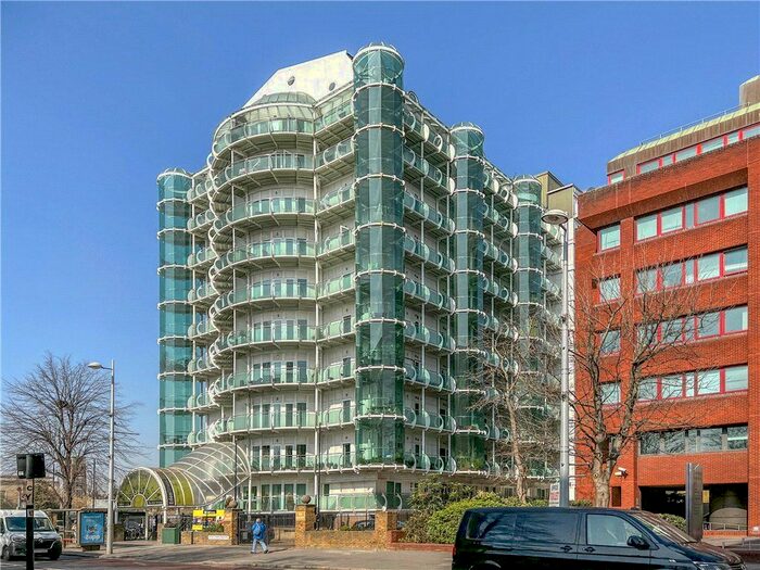 2 Bedroom Flat To Rent In Uxbridge Road, London, W5