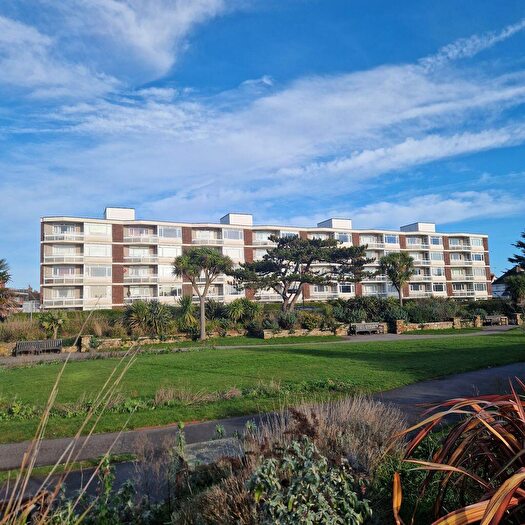 2 Bedroom Flat To Rent In Nyewood Lane, Bognor Regis, PO21