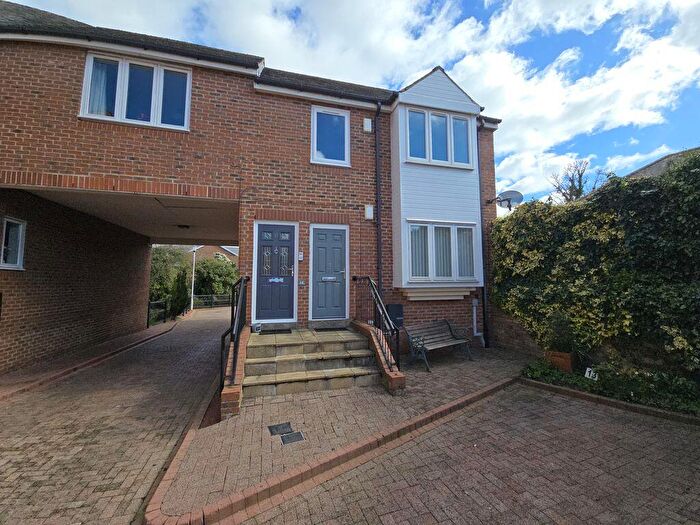 2 Bedroom Flat For Sale In Wellway Court, Morpeth, NE61