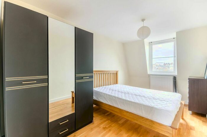 1 Bedroom Flat To Rent In Oldridge Road, Balham, London, SW12
