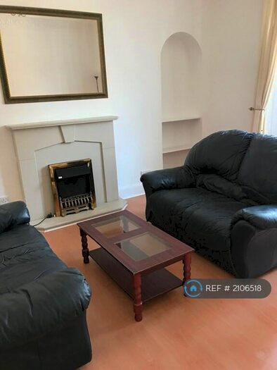 1 Bedroom Flat To Rent In Blackness Road, Dundee, DD2