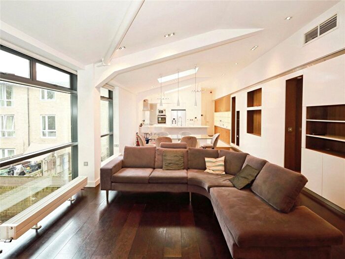 4 Bedroom Flat To Rent In Kingsford Street, Belsize Park, London, NW5