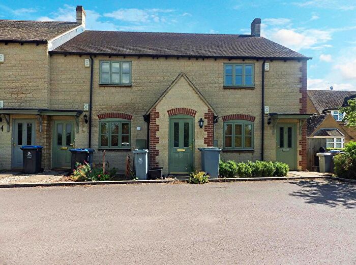 1 Bedroom Apartment For Sale In Witney Road, Witney, Oxfordshire, OX29